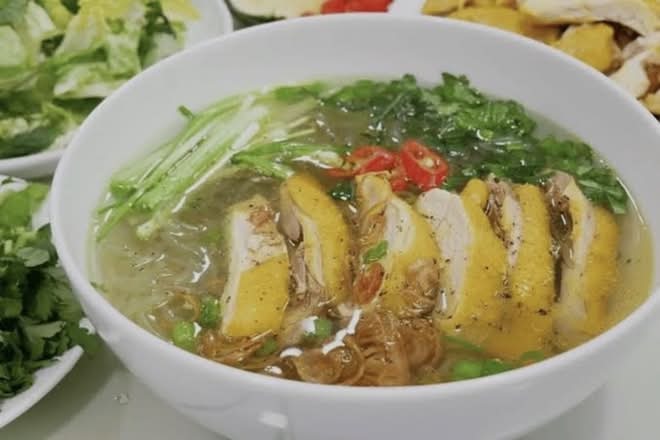 #4-Chicken Glass Noodle Soup(Miến gà) / #4 -  走地鸡粉丝汤